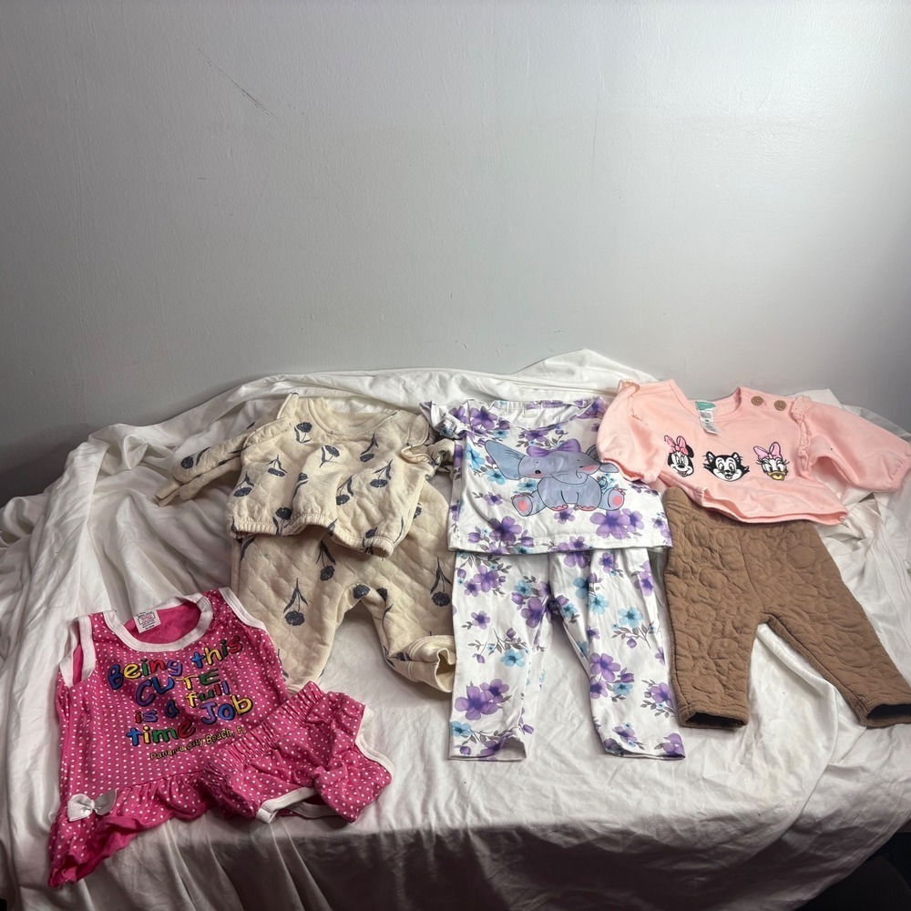 Baby girl bundle of clothes size 3-6